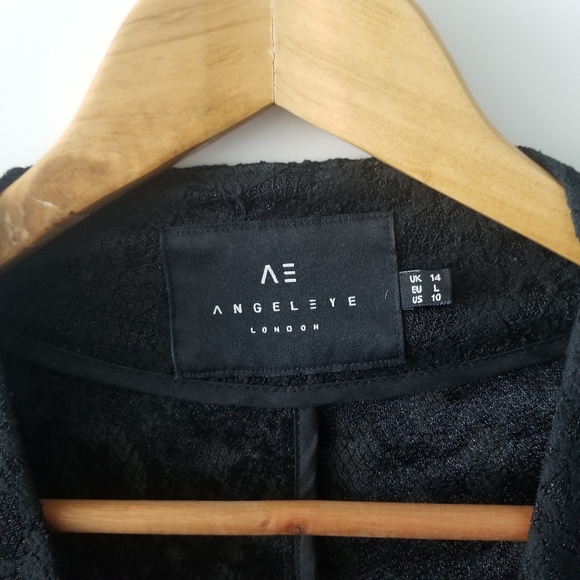 ANGEL EYE Lace Summer Blazer - Picture 4 of 7